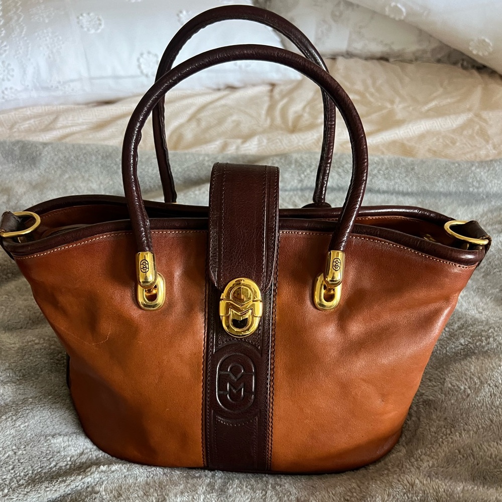 Marino Orlando Leather handbag